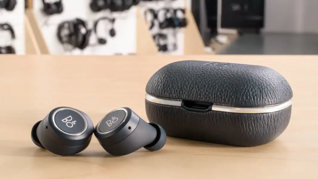 B O Beoplay E8 2.0 True Wireless Earbuds User Guide