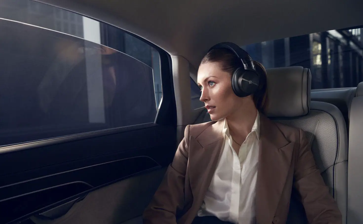 Bang Olufsen 1266101 H95 Premium Comfortable Wireless Active Noise Cancelling (anc) Over-ear Headphones Instruction Manual