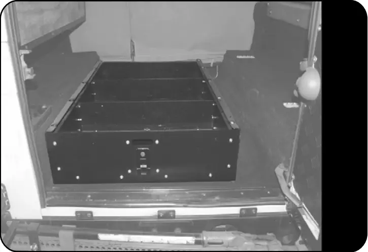 FRONT RUNNER SSLD008 Land Rover Defender 90 and 110 Drawer Kit - FIT AND SECURE 3