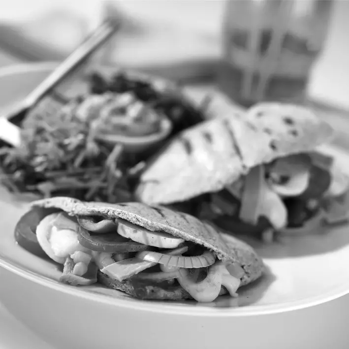 Russell Hobbs 17888 3-In-1 Panini Grill-- FILLET STEAK