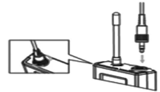 HUUSMOT WM 102A Wireless Lavalier Microphone - insert the plug