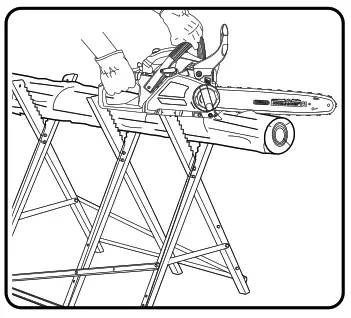ozito Chainsaw Cutting Stand - CHAINSAW CUTTING HINTS & TIPS 1