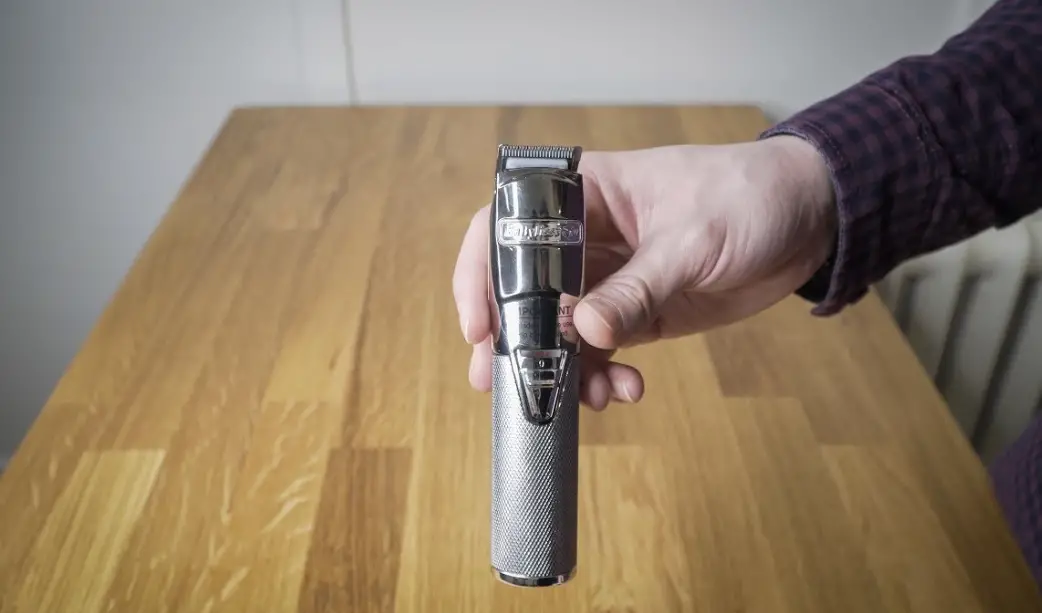 Babyliss Pro Bab7880u Professional High-torque Super Motor Trimmer Instruction Manual Babyliss Pro Bab7880u Professional High-torque Super Motor Trimmer Instruction Manual