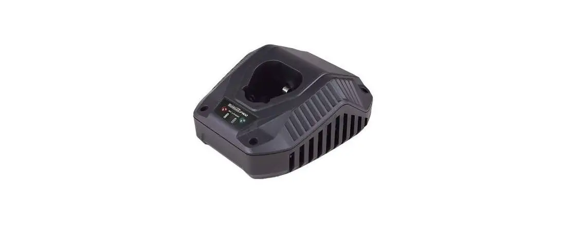 Bormann Bbp2008 Charger 12v 2.4a User Manual Bormann Bbp2008 Charger 12v 2.4a User Manual