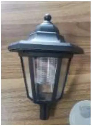 COOPERS OF STORTFORD K322 Reading Boy and Girl with Solar Light - Fig 1