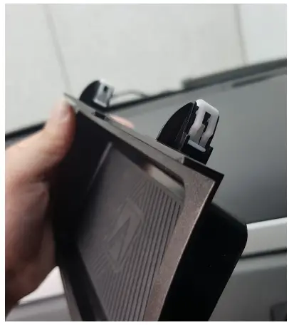 Aerpro Wireless Charger - compartment