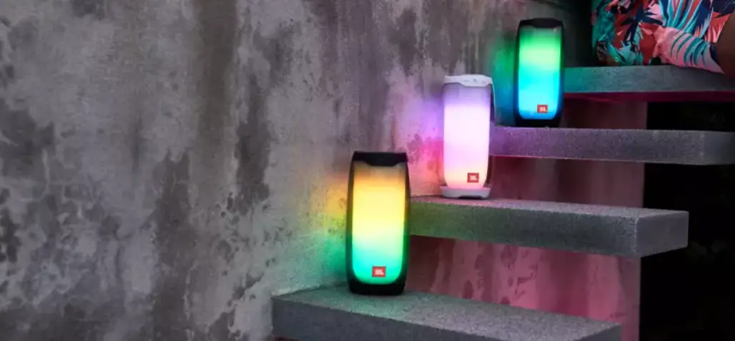 Jbl Pulse 4 Waterproof Portable Bluetooth Speaker User Guide Jbl Pulse 4 Waterproof Portable Bluetooth Speaker User Guide