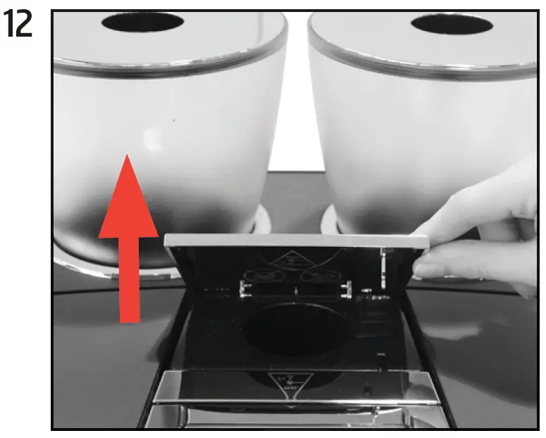 jura-GIGA X8c-X8-Coffee-Machine -09