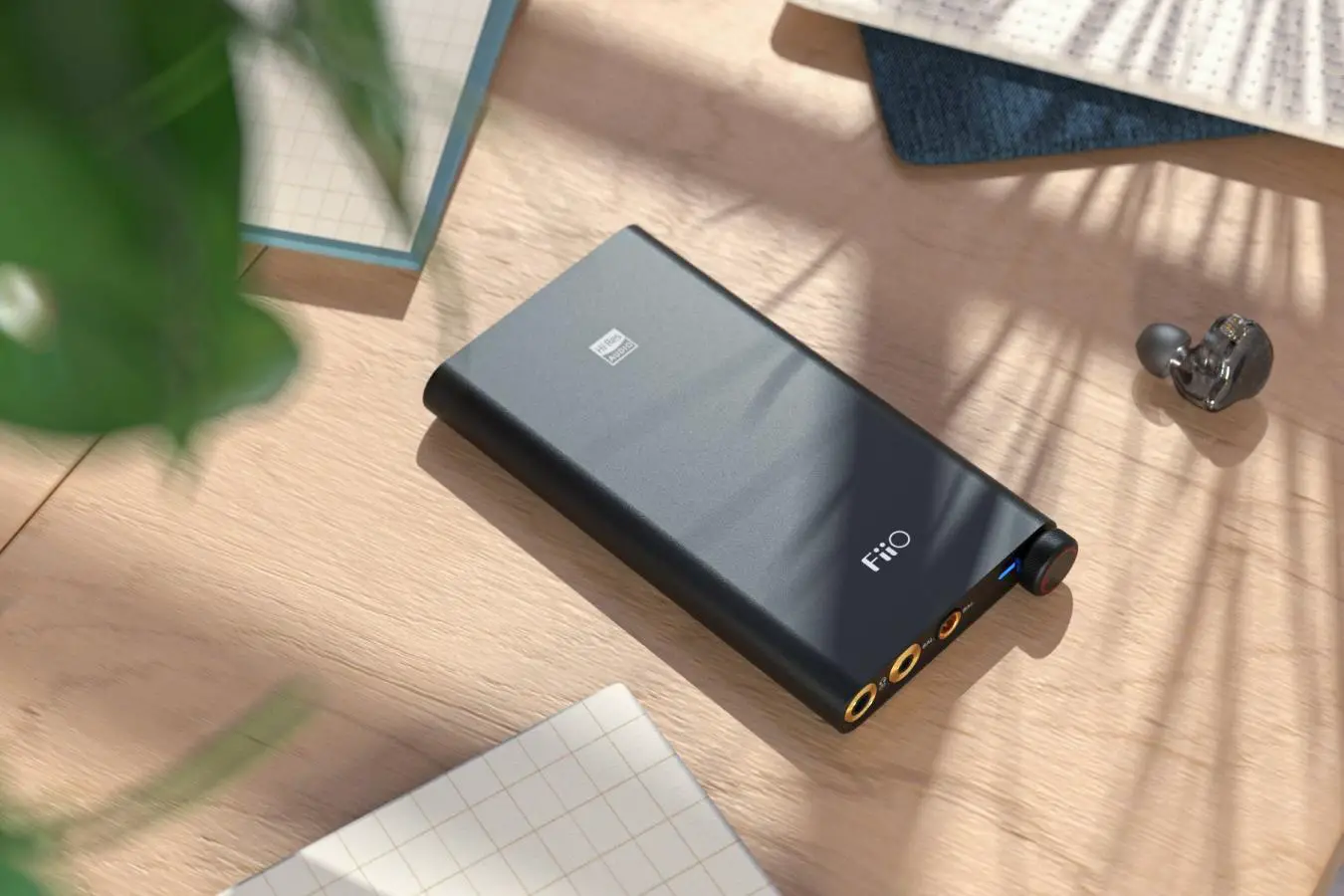 Fiio Q3 Thx Balanced Portable Dac And Headphone Amplifier User Guide Fiio Q3 Thx Balanced Portable Dac And Headphone Amplifier User Guide