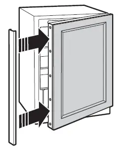 Monogram-Fresh-Food-Refrigerator-Bar-Refrigerator-with-Icemaker-fig-45