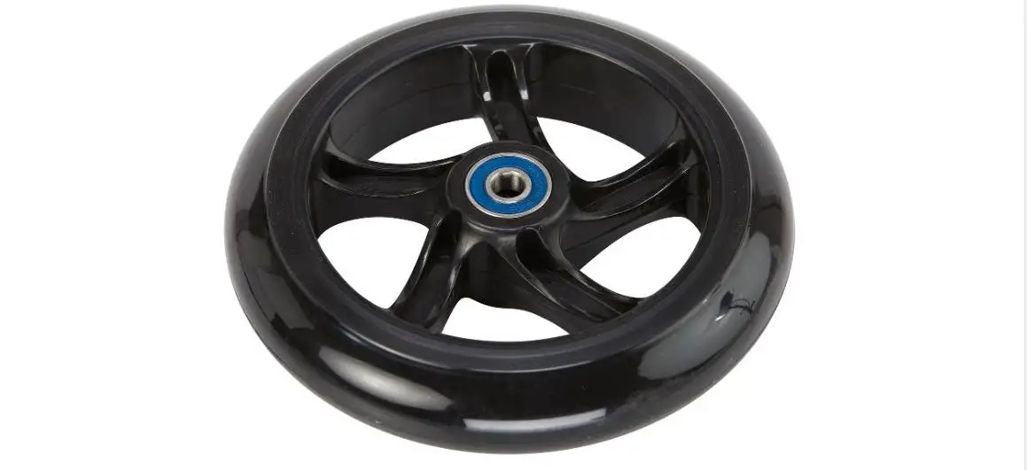 Razor W13110002049 Power A2 Front Wheel Replacement Instructions Razor W13110002049 Power A2 Front Wheel Replacement Instructions