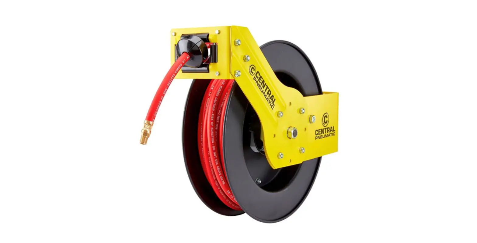 Central Pneumatic 64682 3-8 Inch Retractable Hose Reel Owner's Manual