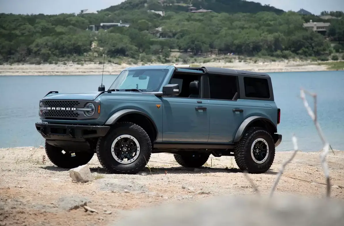 Ford 2021 Bronco User Manual Ford 2021 Bronco User Manual