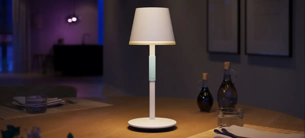 Philips Hue Go Bt 6.2w White And Color Ambiance User Manual Philips Hue Go Bt 6.2w White And Color Ambiance User Manual