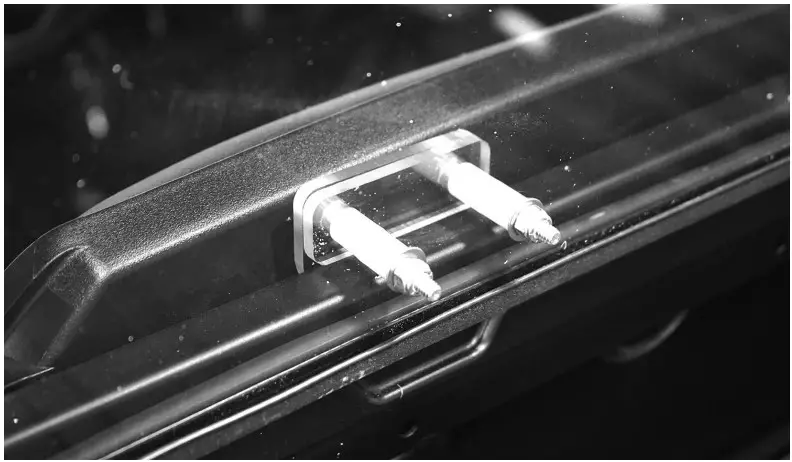 FALCON RIDGE Full Polycarbonate Rear Window - FIGURE 6