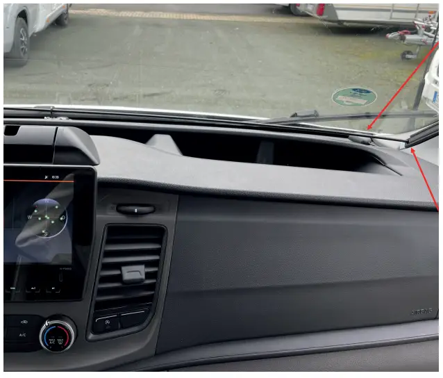 Correct positioning of the GPS antenna