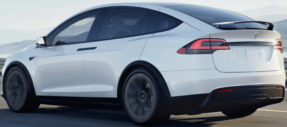 TESLA X 2022