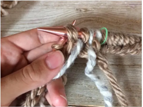 hamiltonbuhl Vray Portable -round and