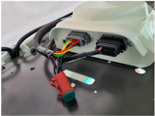 AGRA-GPS CRG-Fendt Roof Bridge - assembly 10