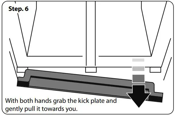 AGA ASXS21 Fridge Freezer User Manual - Removing the kick plate