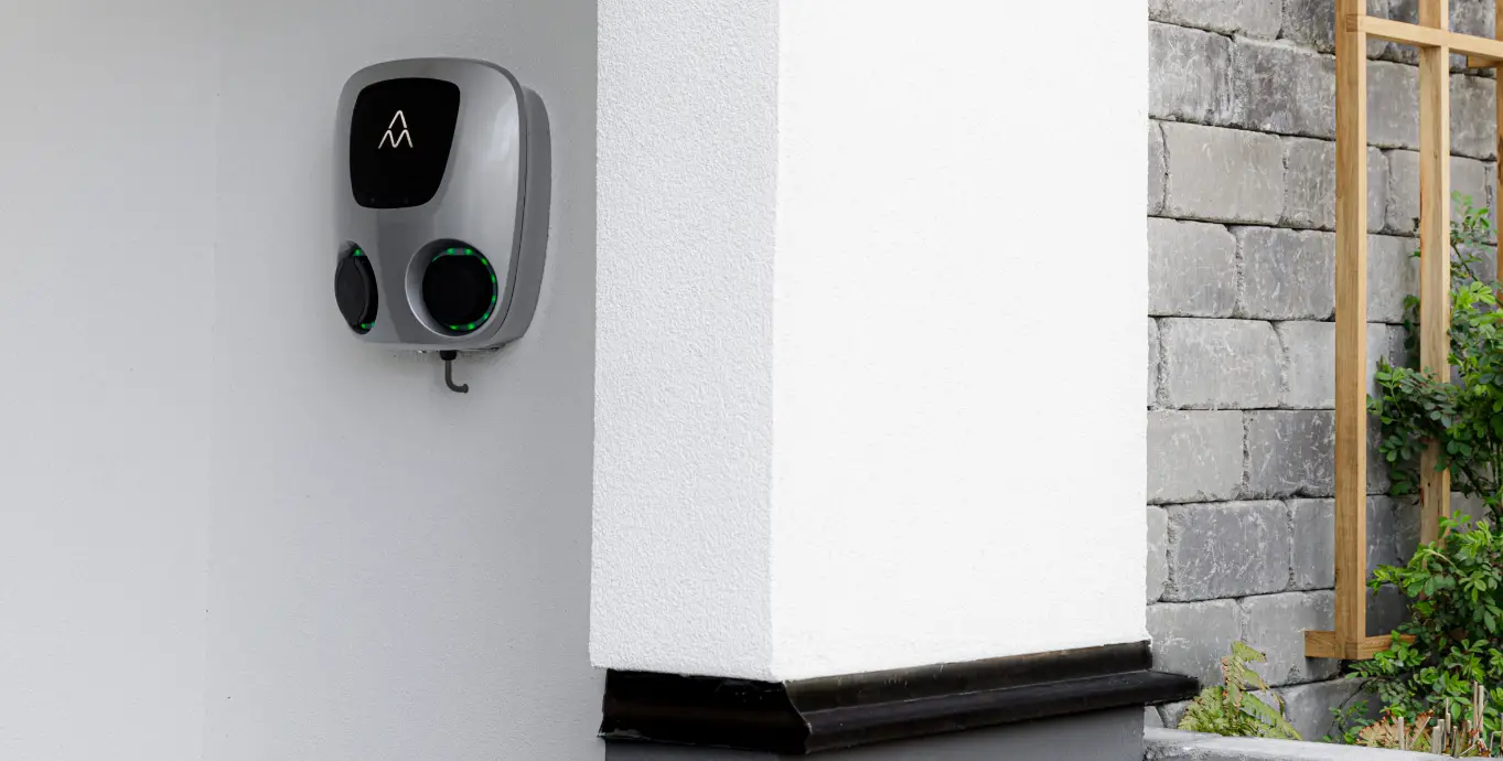 Charge Amps 701-0002 Aura Charger Instruction Manual