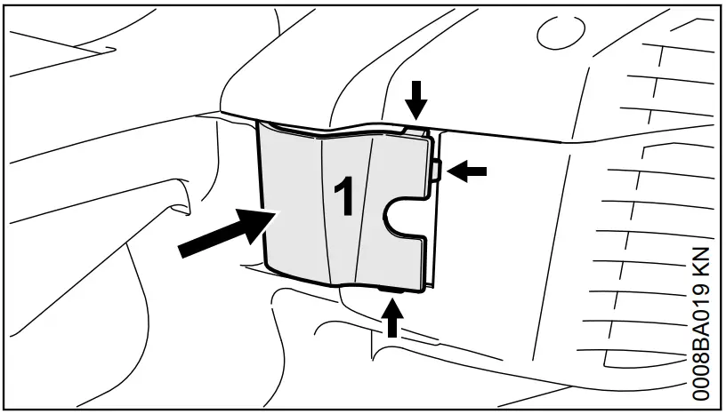 STIHL HS 46 Light Petrol Hedge Trimmer - must snap