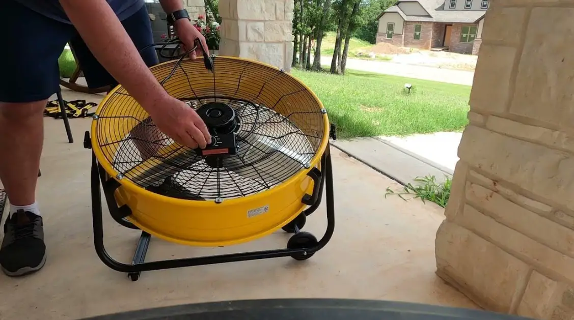 Tornado Hi-fan-24hvwm- 1p 24 Inches High-velocity Metal Wall Fan Instruction Manual