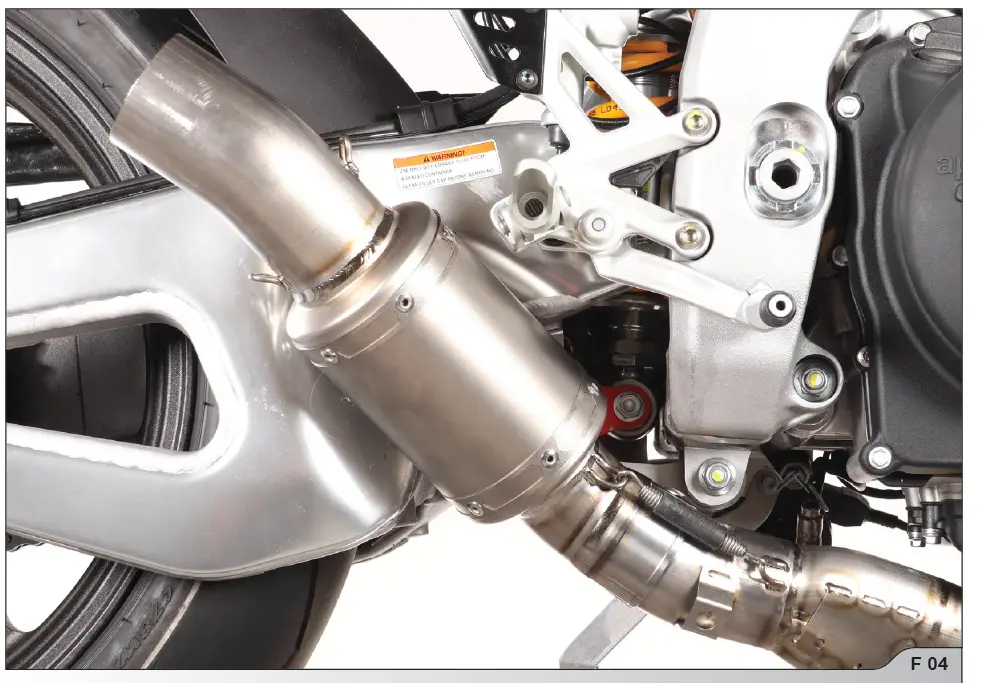 AKRAPOVIC Aprilia RSV4 Slip-on Exhaust Comparision fig 7