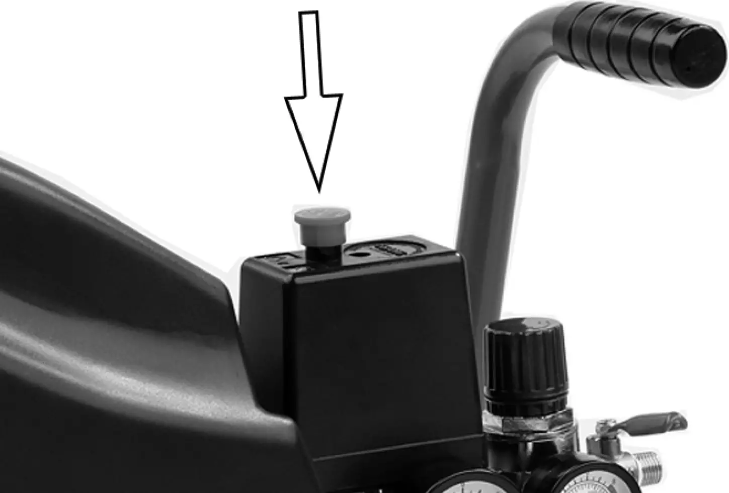 REMOVING AIR DRIVEN TOOLS FROM THE AIR HOSE 01