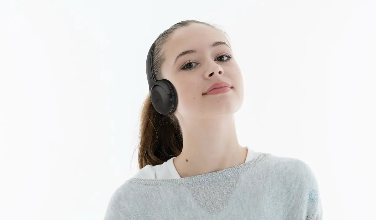 PHILIPS Wireless Headphone 32mm drivers closed-back On-ear Bluetooth