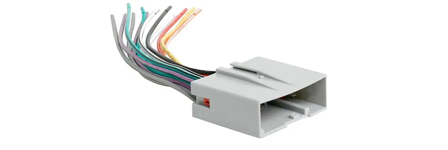 Crutchfield 70-5520 Receiver Wiring Adaptor Owner's Manual Crutchfield 70-5520 Receiver Wiring Adaptor Owner's Manual