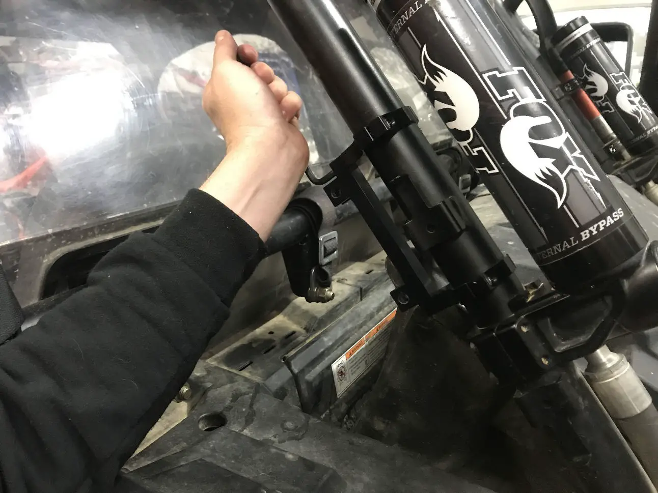 DEVIANT RACE SBSS-9211-EPR Polaris Ranger Quick Release Fire Extinguisher Mount - Figure 6