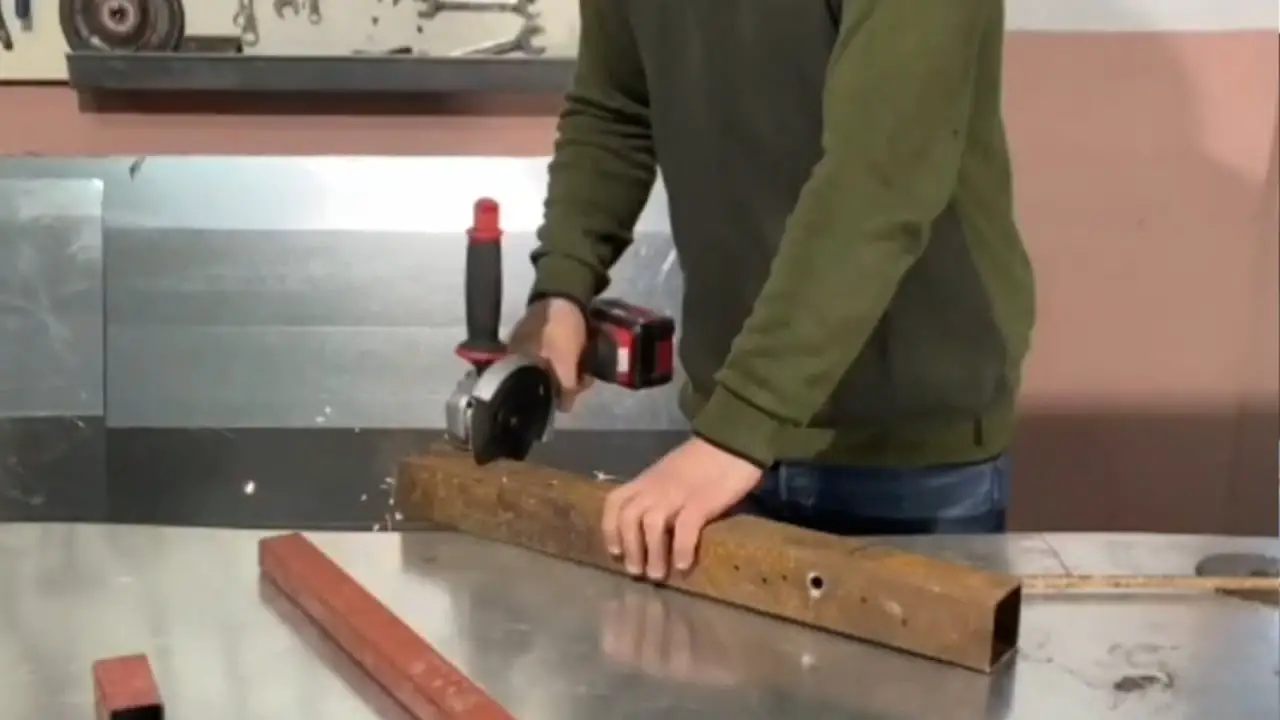 Einhell Axxio 18/125 Q Cordless Angle Grinder Instruction Manual