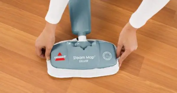 Bissell 31n1 Series Steam Mop Deluxe User's Guide