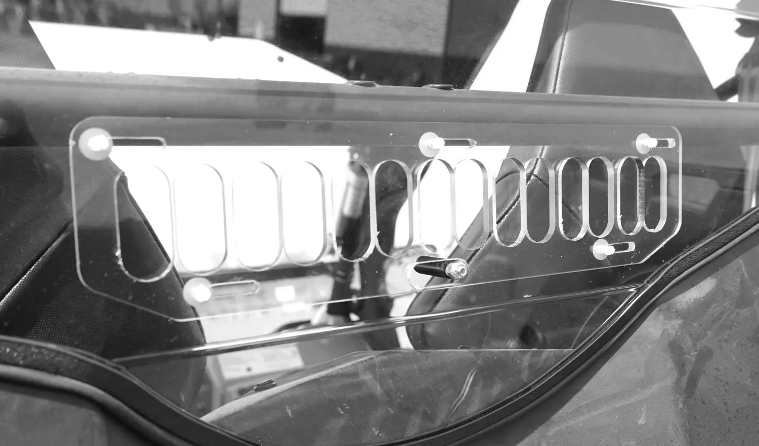 FALCON RIDGE CF 19 Z RW03 2019 and Newer CF Moto Z Force 800 1000 Aero Vent Polycarbonate Rear Window - overview 5