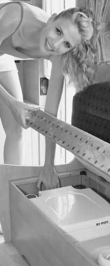 FIAMMA BI POT Portable Chemical Toilet