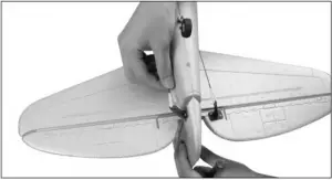 Dynam-DY8956-P-47D-ThunderBolt-Assembly