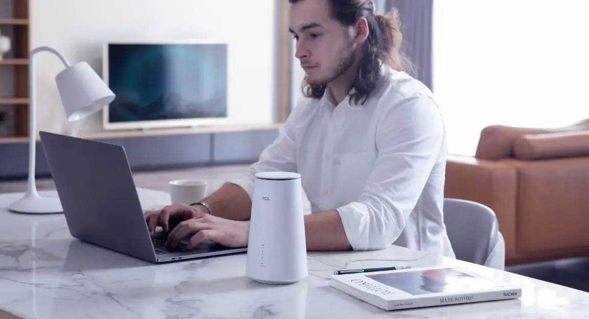 Tcl Hh515v Linkhub 5g Cpe Router User Manual