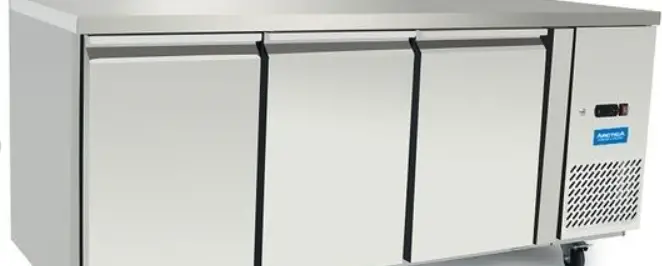 Arctica Refrigeration Hef141 3 Door Commercial Refrigerated Counter Instruction Manual