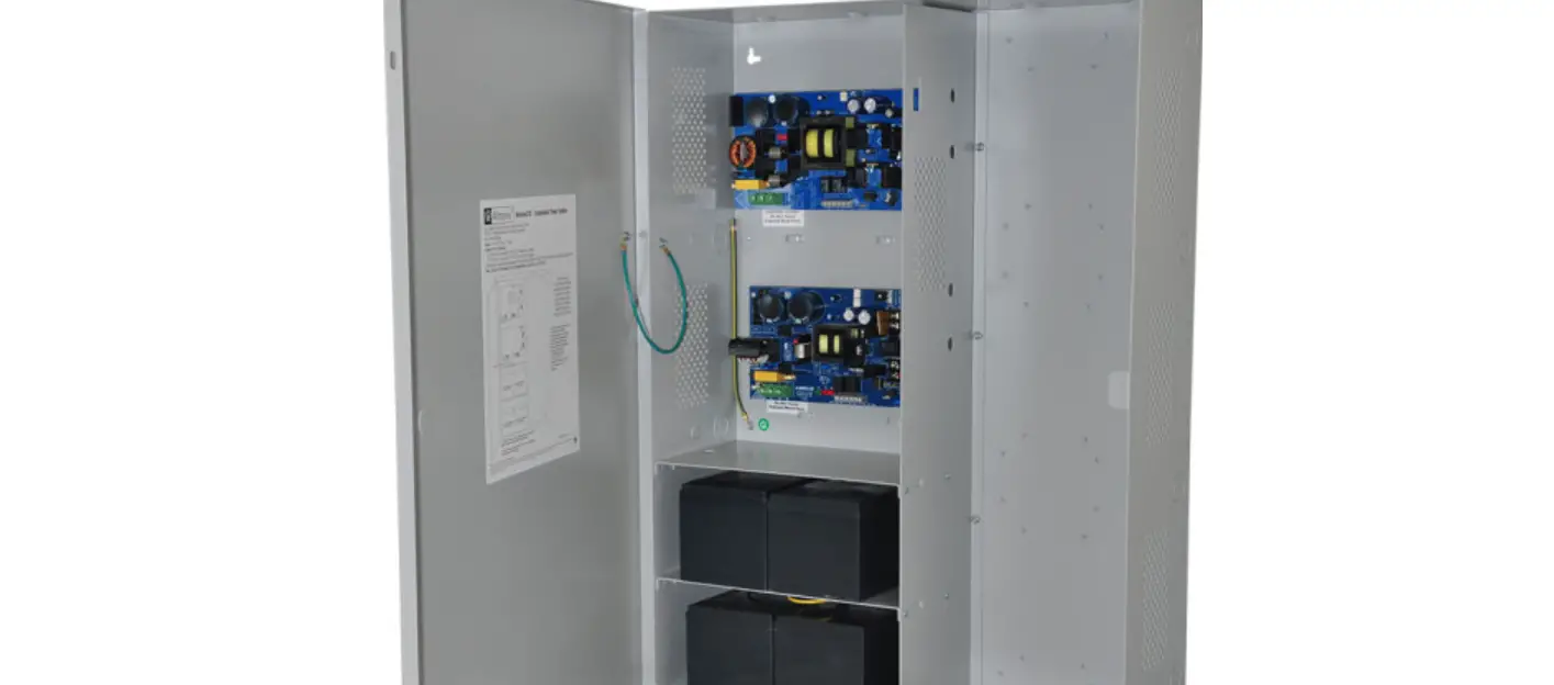 Altronix Maximalfev Series Expandable Power Systems Installation Guide