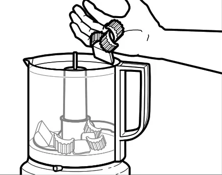 KitchenAid USING THE FOOD CHOPPER- Place ingredients