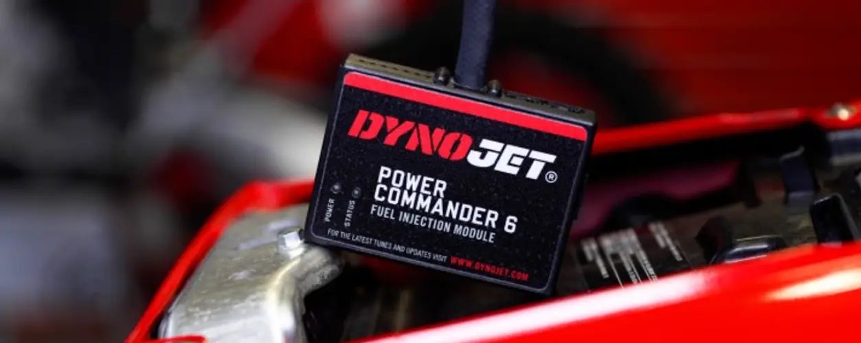 Dynojet 2010-2013 Honda Vfr1200 Power Commander 6 Installation Guide Dynojet 2010-2013 Honda Vfr1200 Power Commander 6 Installation Guide
