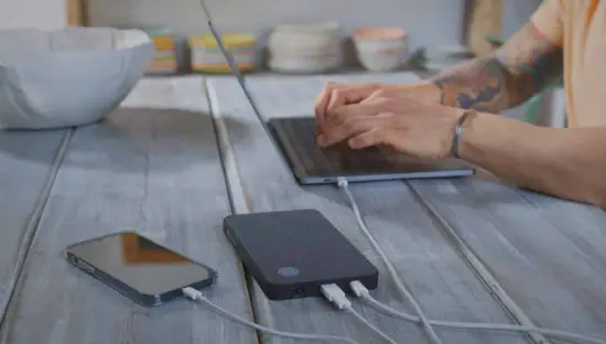 Ultra Fast Power Bank unique