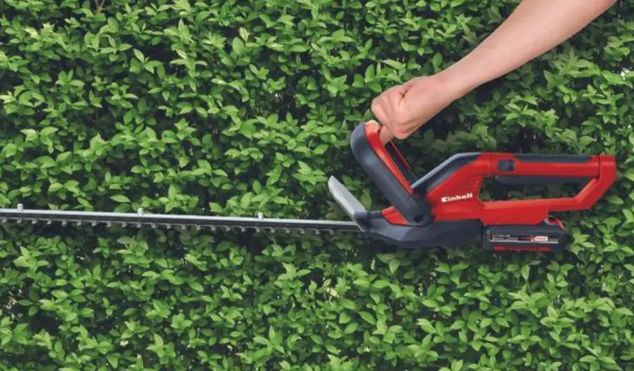 Einhell Gc-ch 1855/1 Li Kit Cordless Hedge Trimmer Owner's Manual Einhell Gc-ch 1855/1 Li Kit Cordless Hedge Trimmer Owner's Manual