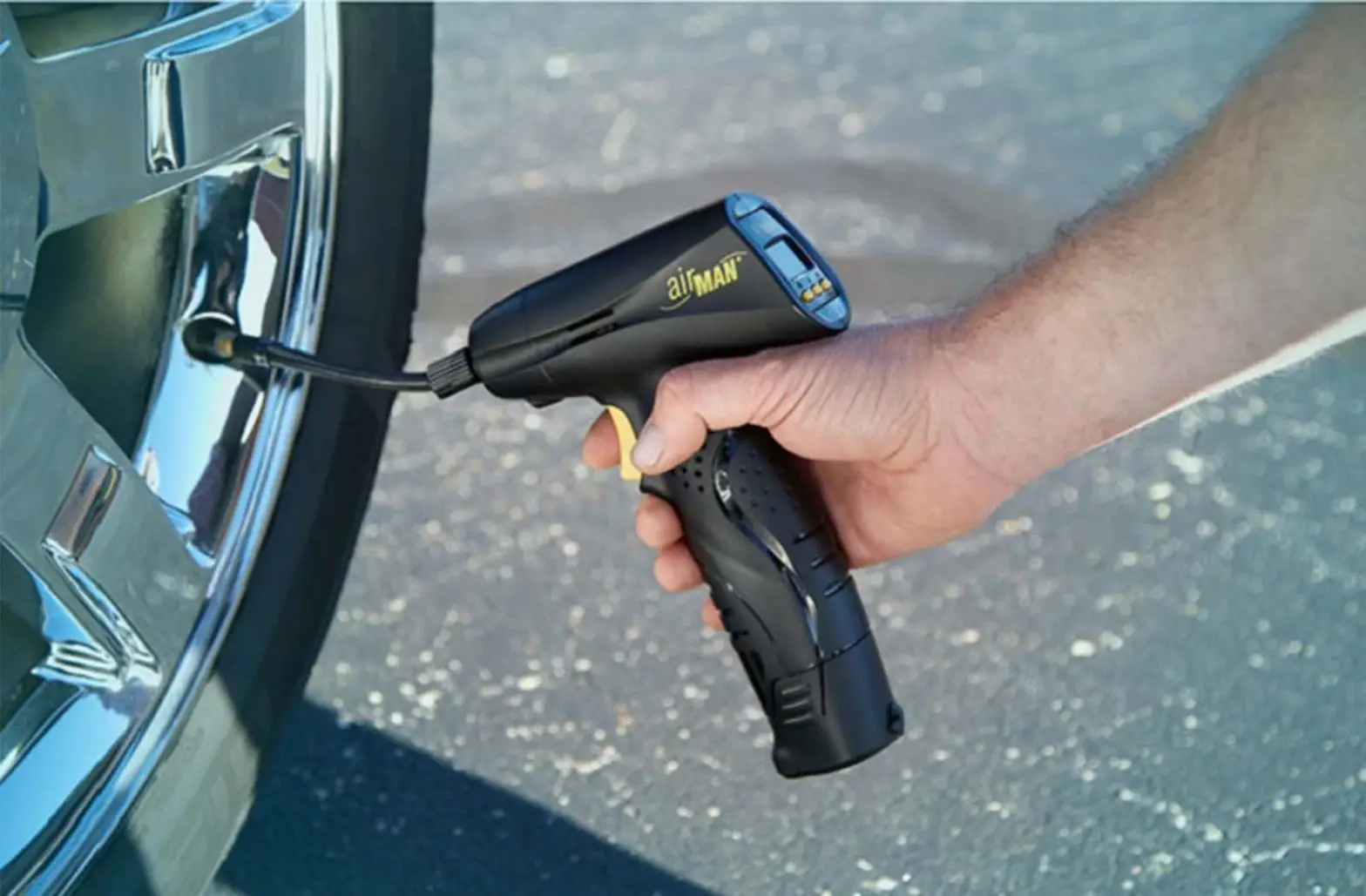 Sharep Image Cordless Auto Stop Tire Inflator User Guide Sharep Image Cordless Auto Stop Tire Inflator User Guide