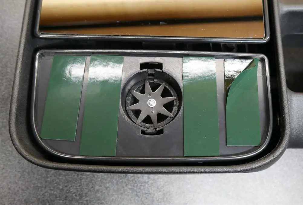 BOOST-AUTO-PARTS-Old-Style-GM-Tow-Mirror-Lower-Glass-fig-10