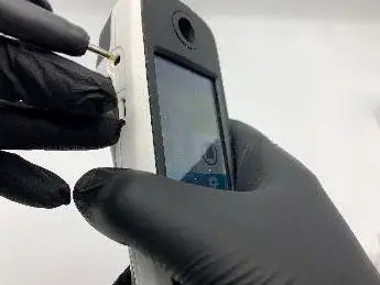 bluechiip-Handheld-Reader-and-Attachments-09