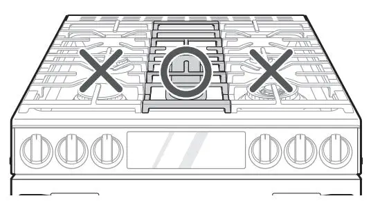 LG Gas Range Owner’s Manual - Do not place or store items on the griddle
