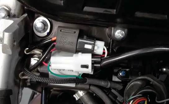 DYNOJET-PC6-22077-Power-Commander-6-12