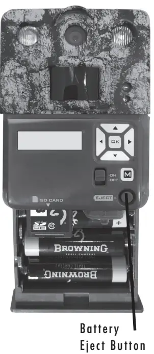 BROWNING BTC-4P-16 Command Ops Pro Trail Camera - Battery Installation